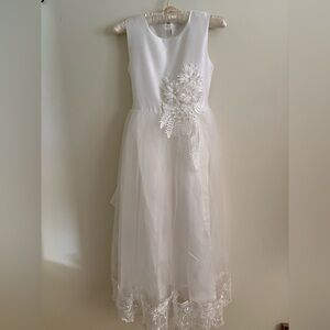 Elegant Flower or communion dress White Kids Dress with Floral Detail